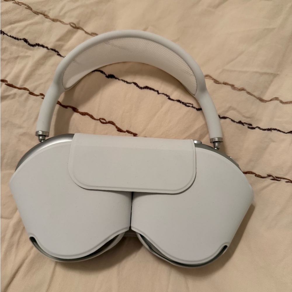 Airpods max